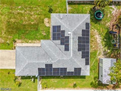 5042 SE Tradewinds Cir, Labelle FL - photo 13 of 16