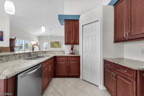 1157 SE 32nd Ter, Cape Coral FL - photo 13 of 49