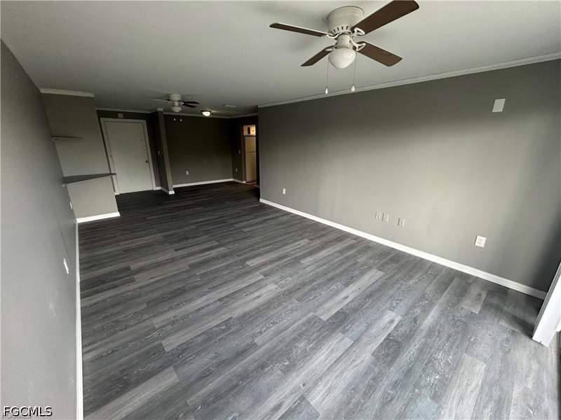 2 bedroom Condominium at 3704 Broadway 316, Windsor West, Fort Myers — photo 2