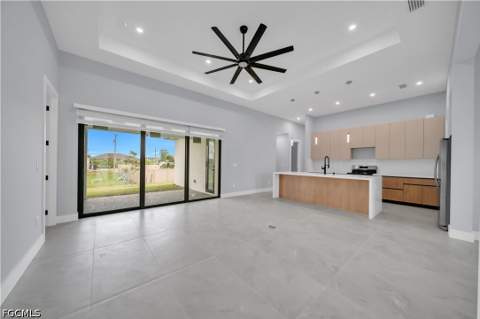 2204 NW 5th Ter, Cape Coral FL - photo 10 of 50