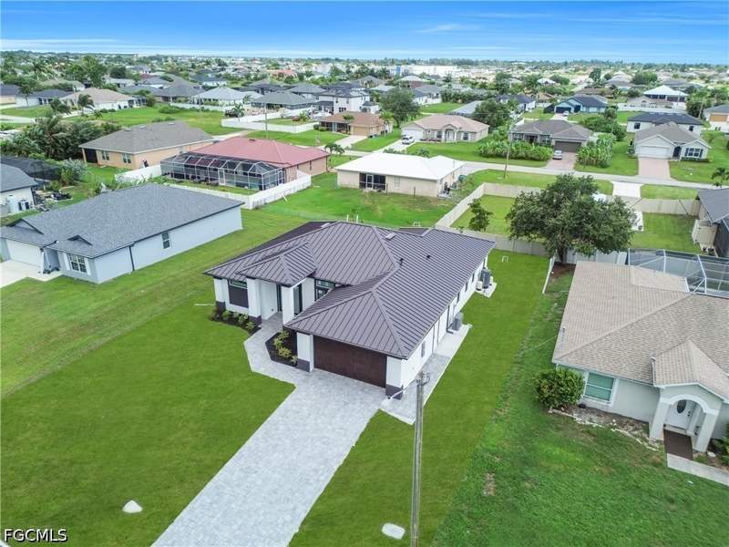 4 bedroom SingleFamilyResidence at 2204 NW 5th Ter, Cape Coral, Cape Coral — photo 5