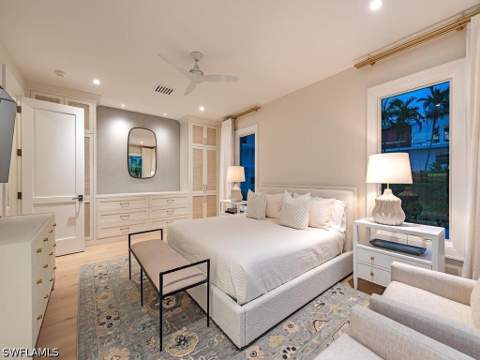 55 13th Ave S, Naples FL - photo 13 of 29