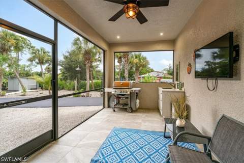 328 16th Ave NW, Naples FL - photo 17 of 49