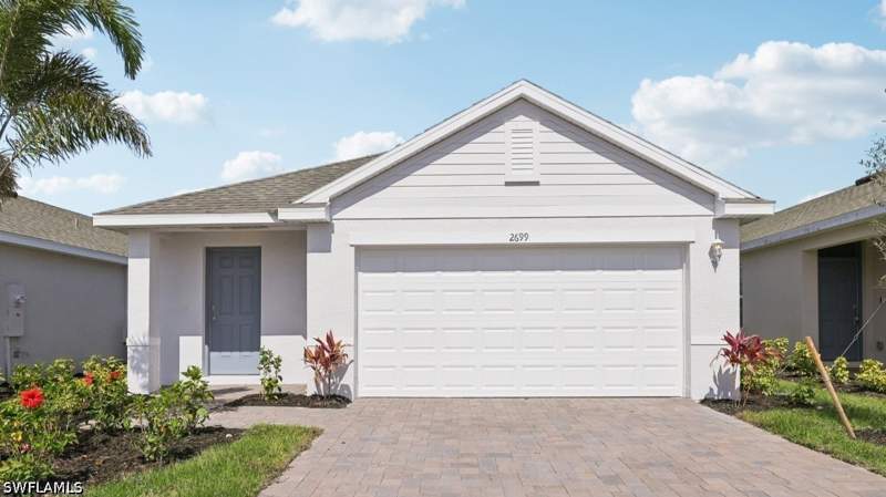 3 bedroom SingleFamilyResidence at 2513 15th St SW, Lehigh Acres, Lehigh Acres — photo 3