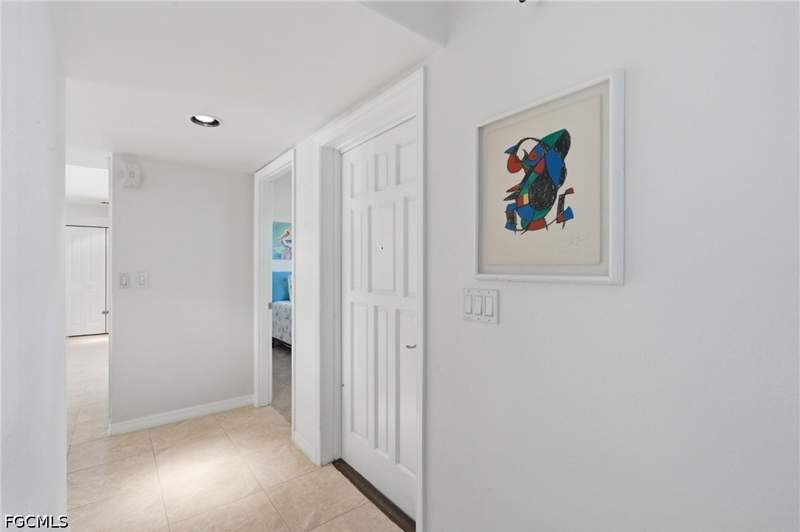 3 bedroom SingleFamilyResidence at 4933 Triton Ct W, Cape Coral, Cape Coral — photo 3