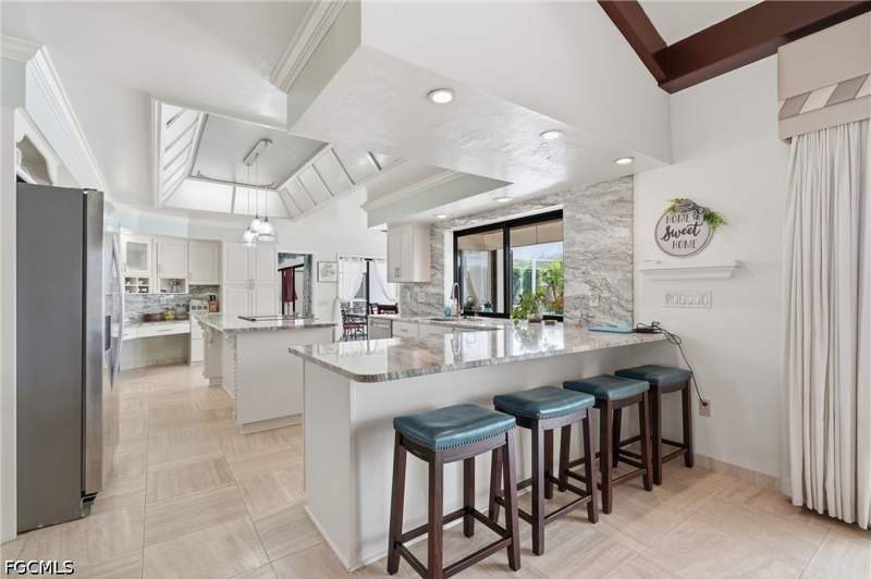5 bedroom SingleFamilyResidence at 16676 Bobcat Dr, The Forest, Fort Myers — photo 2