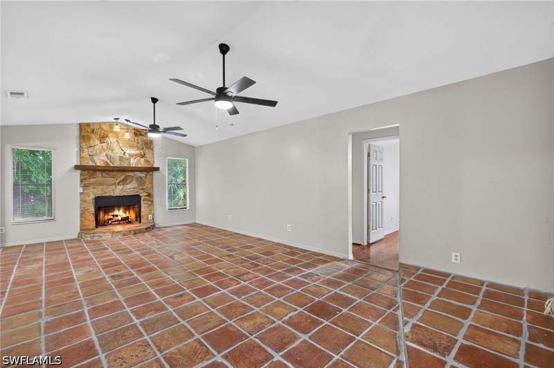 5 bedroom SingleFamilyResidence at 17565 Lee Rd, San Carlos Park, Fort Myers — photo 5