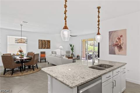 3390 Weston Manor Dr, Alva FL - photo 16 of 47