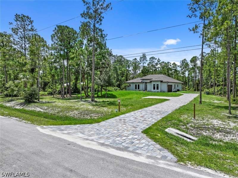 3 bedroom SingleFamilyResidence at 1412 22nd Ave NE, Golden Gate Estates, Naples — photo 4