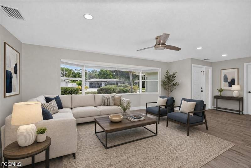 3 bedroom SingleFamilyResidence at 1628 N Flossmoor Rd, Cypress Lake Estates, Fort Myers — photo 2