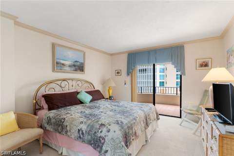 4451 Gulf Shore Blvd N 505, Naples FL - photo 22 of 39