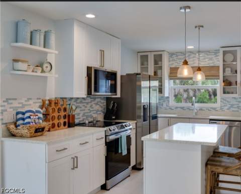9214 Kincaid Ct, Sanibel FL - photo 8 of 35