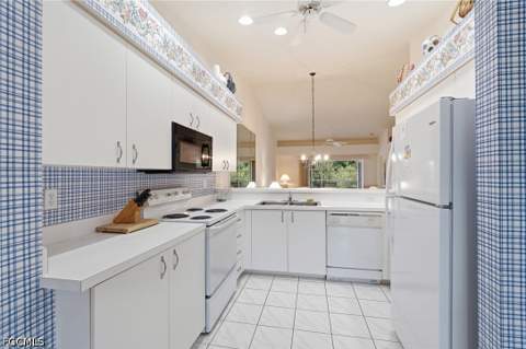 14270 Hickory Links Ct 2124, Fort Myers FL - photo 13 of 21
