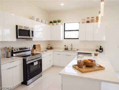 2725 Embers Pkwy W, Cape Coral FL - photo 9 of 40