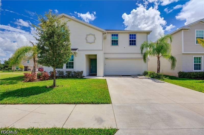 6 bedroom SingleFamilyResidence at 12075 Savanna Lakes Blvd, Savanna Lakes, Lehigh Acres — photo 3