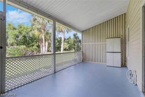 6085 Lake Front Dr, Fort Myers FL - photo 16 of 30