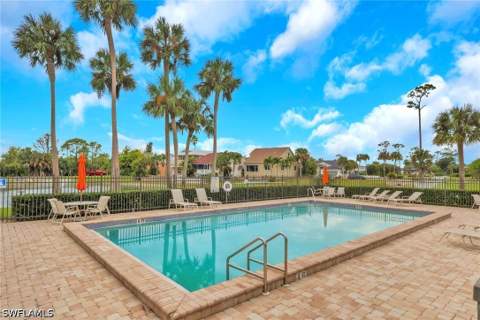 6085 Lake Front Dr, Fort Myers FL - photo 19 of 30