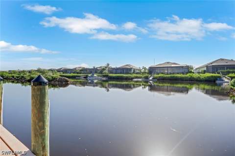 6085 Lake Front Dr, Fort Myers FL - photo 20 of 30