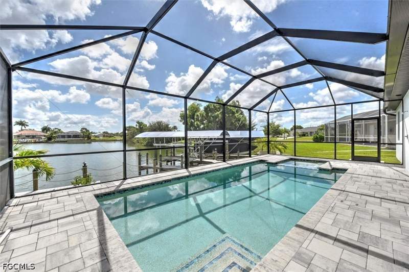 4 bedroom SingleFamilyResidence at 3113 SW 18th Ave, Cape Coral, Cape Coral — photo 4