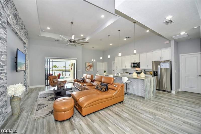 4 bedroom SingleFamilyResidence at 3113 SW 18th Ave, Cape Coral, Cape Coral — photo 5