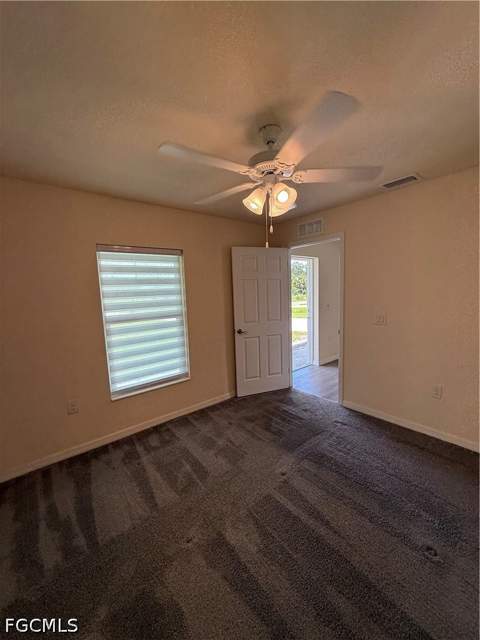 557 Oakshire Ln, Lehigh Acres FL - photo 23 of 36