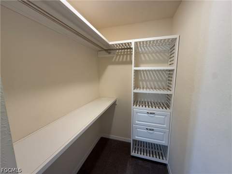 557 Oakshire Ln, Lehigh Acres FL - photo 24 of 36