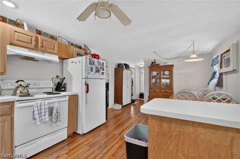 9044 Somerset Ln, Bonita Springs FL - photo 12 of 44