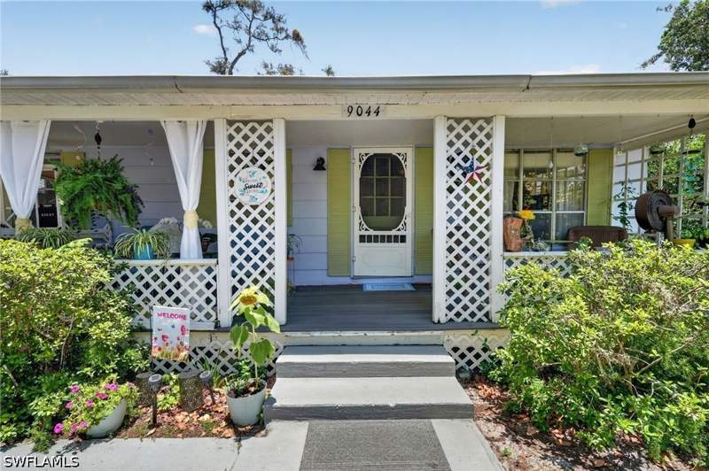 2 bedroom SingleFamilyResidence at 9044 Somerset Ln, Bonita Farms, Bonita Springs — photo 4