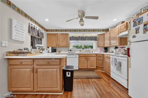 9044 Somerset Ln, Bonita Springs FL - photo 9 of 44
