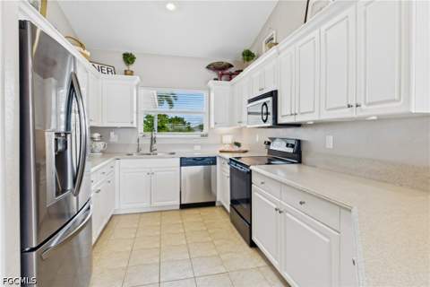 2658 SW 31st Ln, Cape Coral FL - photo 9 of 41