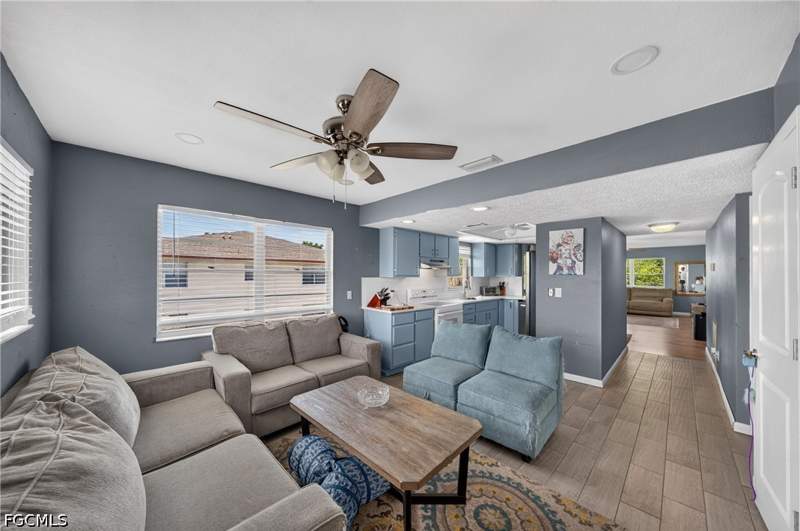 2 bedroom Condominium at 4420 Santa Barbara Blvd 204, Sunward Condo, Cape Coral — photo 5