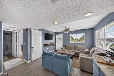 4420 Santa Barbara Blvd 204, Cape Coral FL - photo 8 of 29
