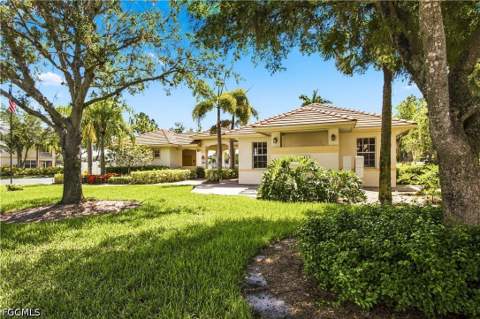 3010 Meandering Way 101, Fort Myers FL - photo 8 of 21