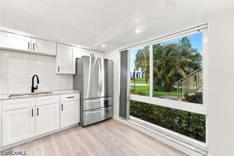 379 Palm Dr 3, Naples FL - photo 9 of 24