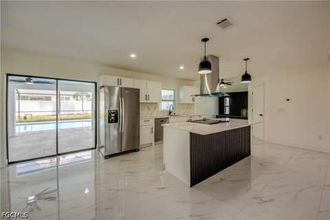 1124 NW 1st Pl, Cape Coral FL - photo 8 of 50
