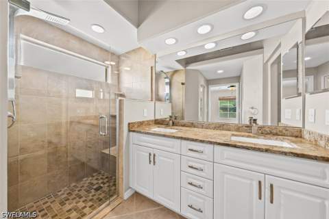 8471 Ibis Cove Cir M677, Naples FL - photo 20 of 28