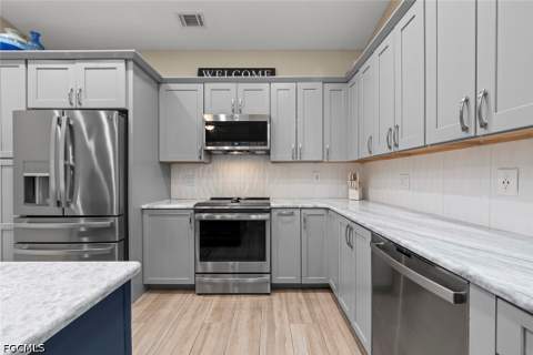 12640 Kelly Palm Dr, Fort Myers FL - photo 19 of 47