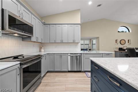 12640 Kelly Palm Dr, Fort Myers FL - photo 20 of 47