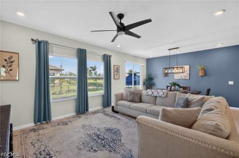 3306 NW 21st Ter, Cape Coral FL - photo 10 of 34