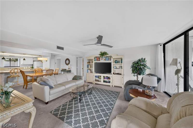 3 bedroom Condominium at 4570 Trawler Ct 102, Trawler Village, Fort Myers — photo 2