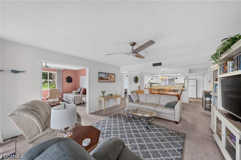 3 bedroom Condominium at 4570 Trawler Ct 102, Trawler Village, Fort Myers — photo 3