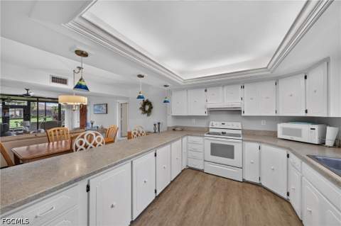 4570 Trawler Ct 102, Fort Myers FL - photo 6 of 44