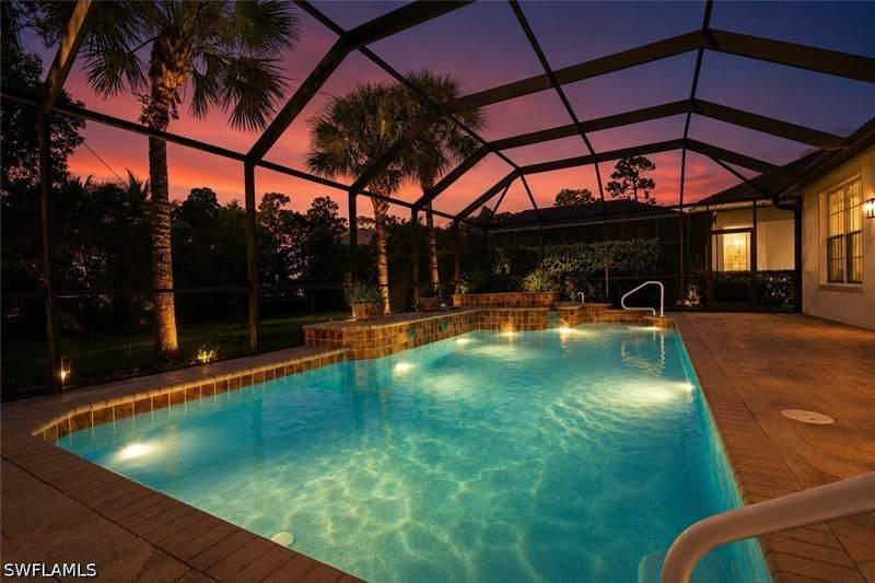 5 bedroom SingleFamilyResidence at 15578 Vallecas Ln, Delasol, Naples — photo 2