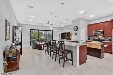 307 Gleason Pkwy, Cape Coral FL - photo 10 of 46