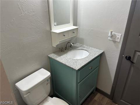 2124 NE 7th Pl, Cape Coral FL - photo 16 of 34