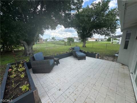 2124 NE 7th Pl, Cape Coral FL - photo 19 of 34