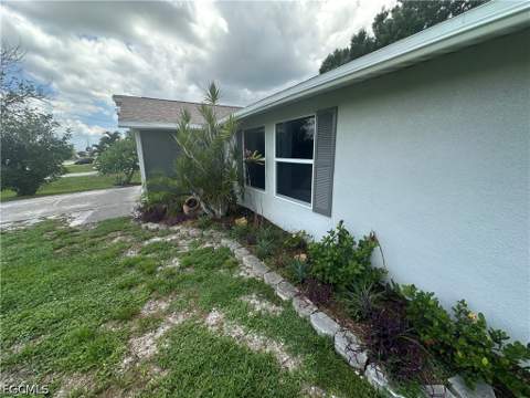 2124 NE 7th Pl, Cape Coral FL - photo 22 of 34