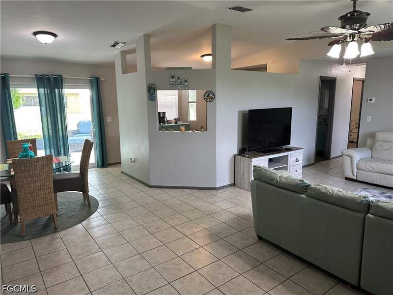 3 bedroom SingleFamilyResidence at 2124 NE 7th Pl, Cape Coral, Cape Coral — photo 3