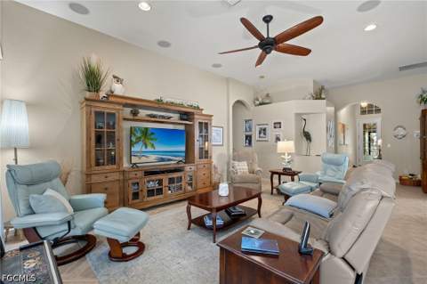 8872 King Henry Ct, Fort Myers FL - photo 10 of 26