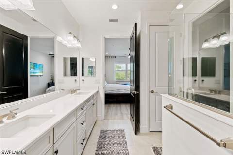 2567 Seychelles Dr 207, Naples FL - photo 13 of 40